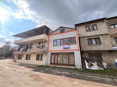 REMAX BEYAZ ÇUKURCA MAHALLESI'NDE SATILIK 2+1 DAİRE