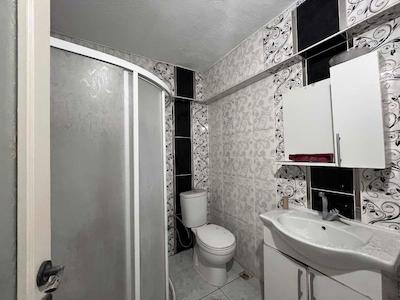 REMAX BEYAZ ÇUKURCA MAHALLESI'NDE SATILIK 2+1 DAİRE