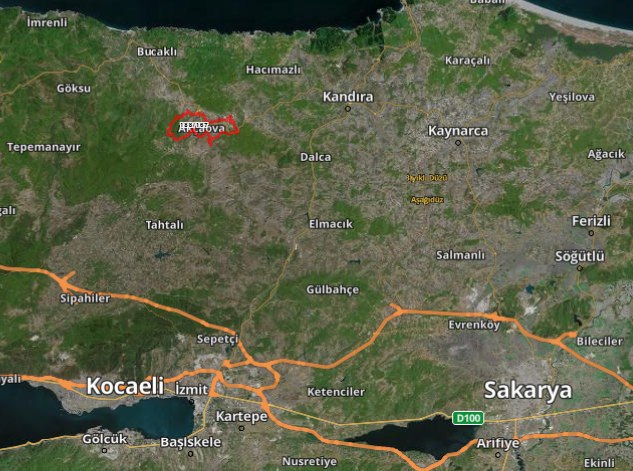 REMAX ÇARŞI'DAN KANDIRA AKÇAOVADA  2009 M2 TARLA