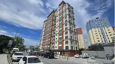 “ZEYTINBURNU’NDA LÜKS 2+1 – METROBÜSE 6 DAKIKA UZAKLIKTA!”