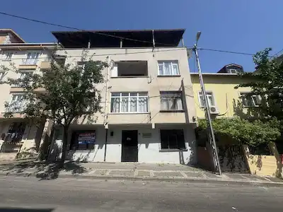 ÜMRANIYE ESENKET SATILIK BİNA. 213 MT