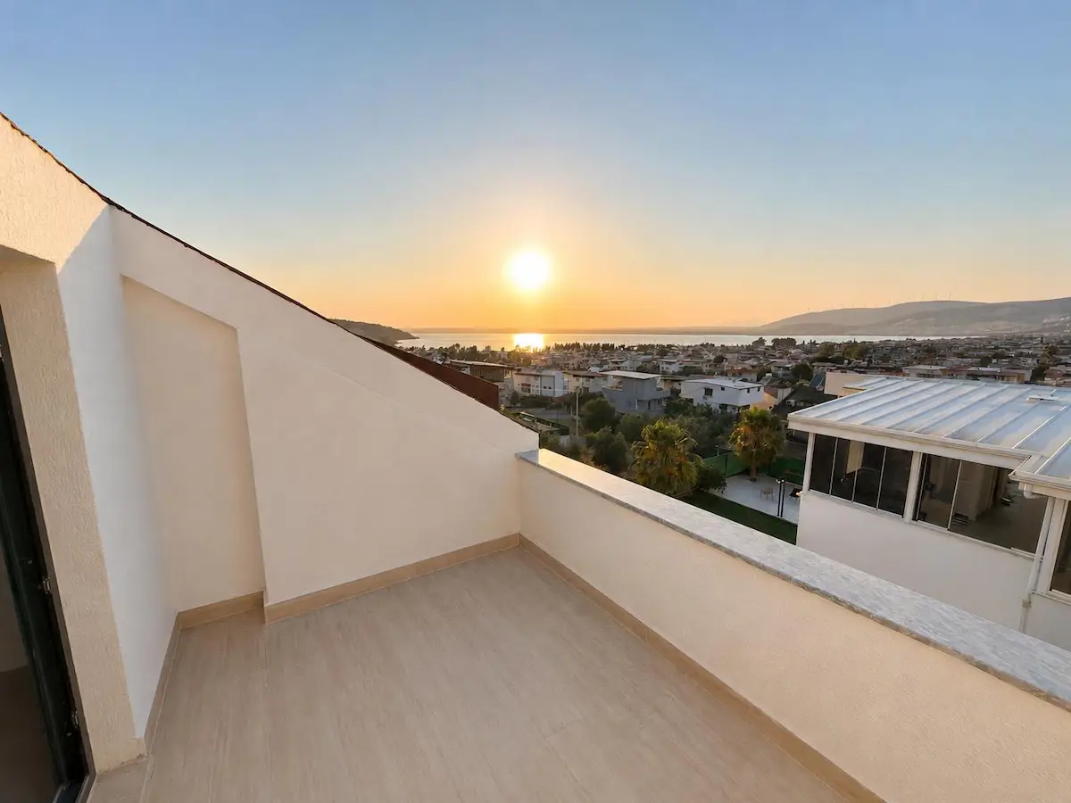 DİDİM AKBÜK’TE DENIZE 400M SIFIR 3+1 İKİZ VILLA