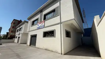 ŞERİFALİDE TİCARETİN MERKEZİNDE KİRALIK KOMPLE BİNA