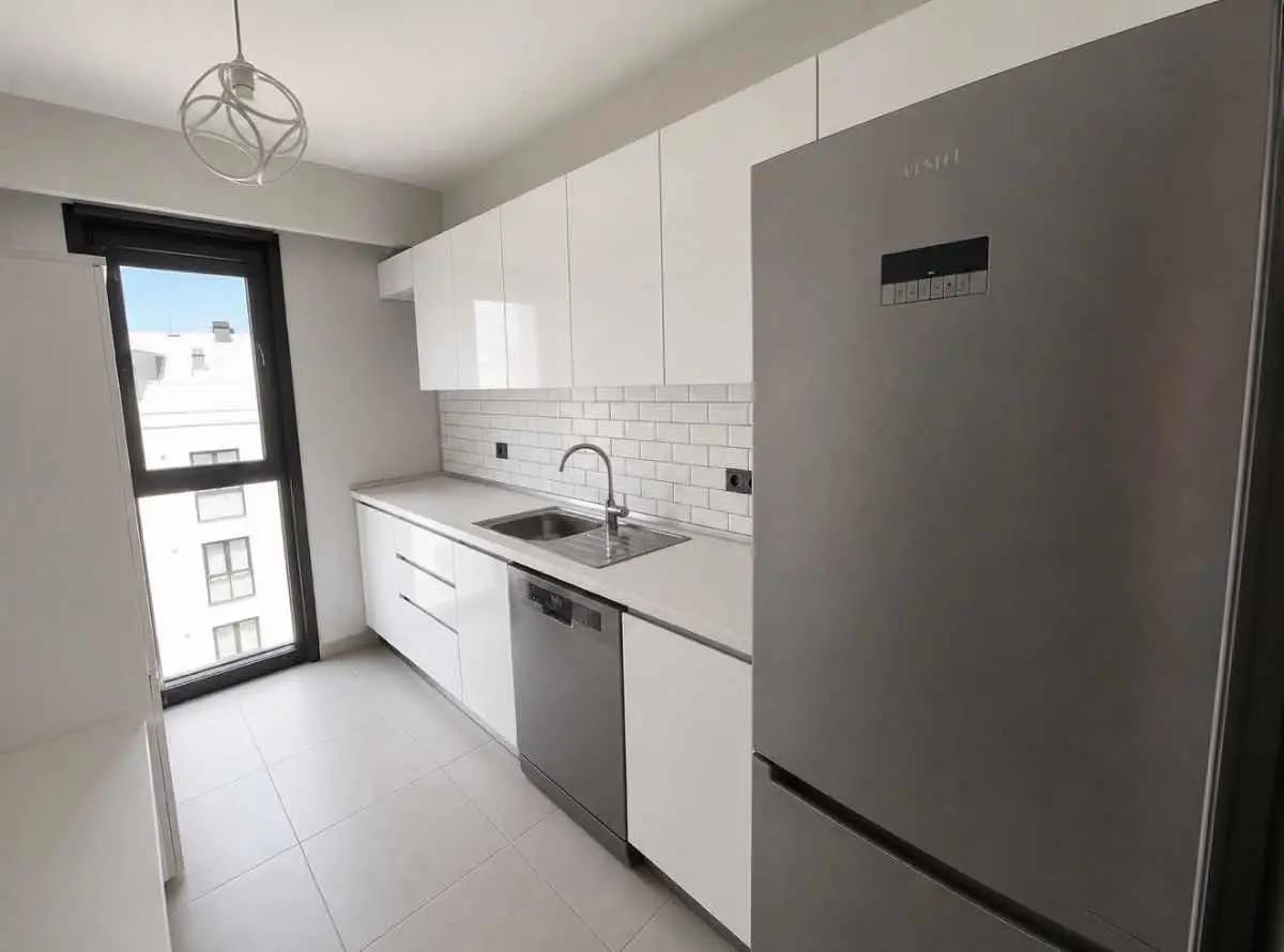 KURUÇEŞME KİPTAŞ ÇINAR EVLERİNDE KİRALIK 3+1 DAİRE