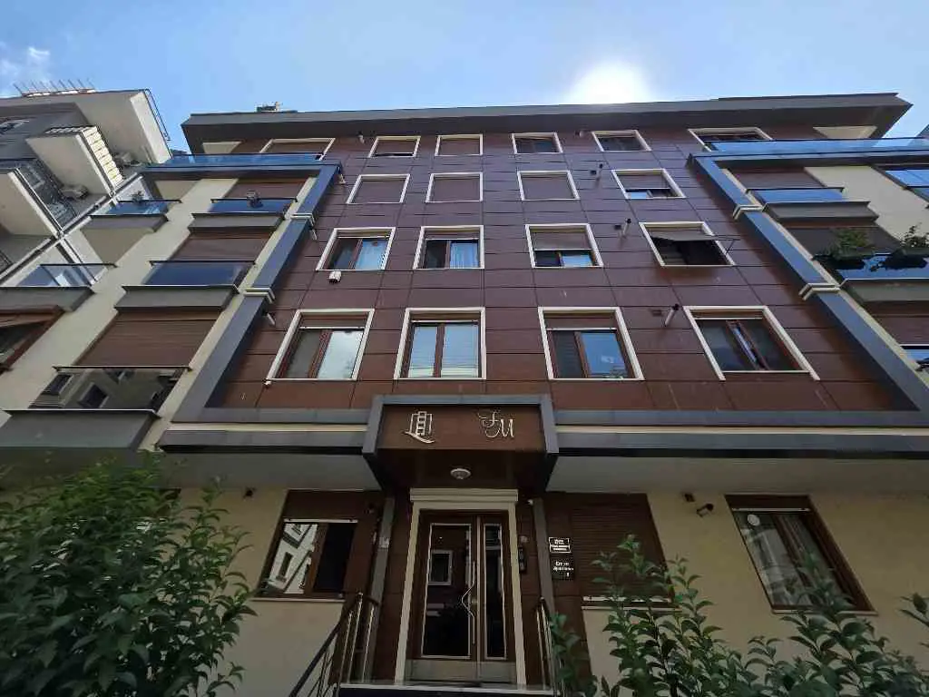 MALTEPE’DE EN ÜST KAT 5+2 | 225 M² NET | 3 BANYO | MERKEZİ ISITMA | BOŞ & EŞYASIZ