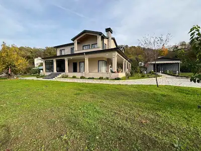 REMAX ŞEHİR GACIK'TA DOĞA İÇERİSİNDE SATILIK MÜSTAKİL LÜKS VİLLA