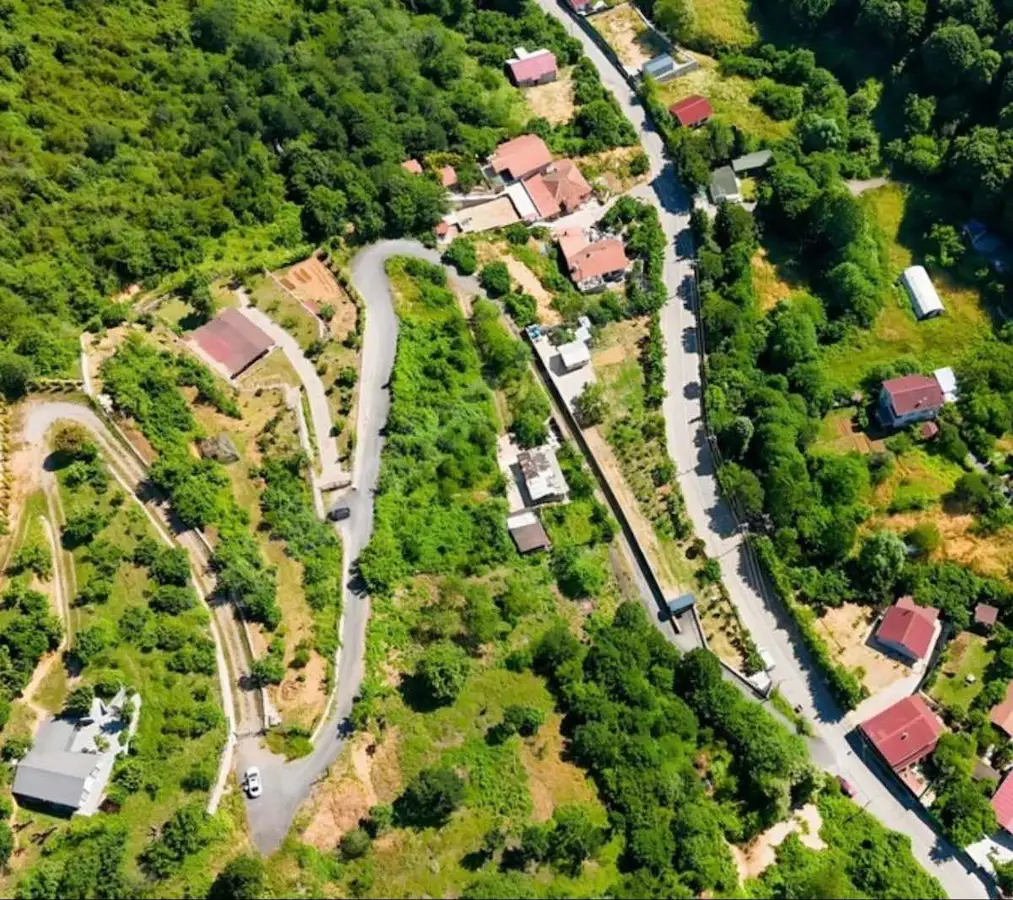 BEYKOZ ANADOLU FENERİNDE MÜSTAKİL TEP TAPU SATILIK 1179 M2 ARSA.