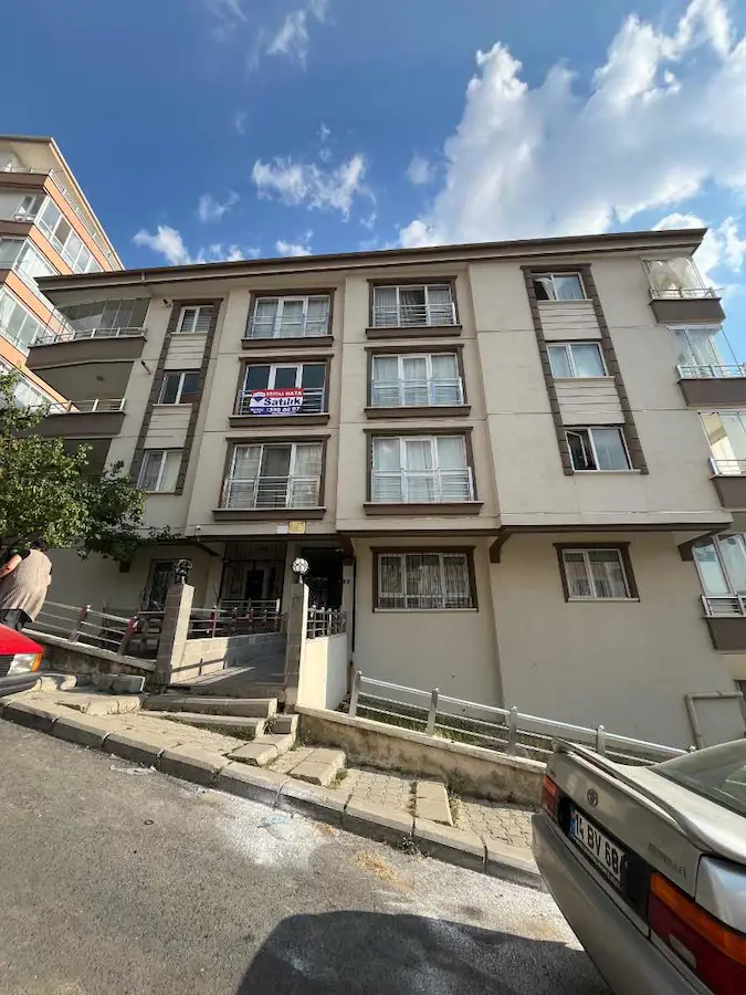MAMAK 1080 CADDE ÜZERİ ARA KAT KİRALIK 3+1