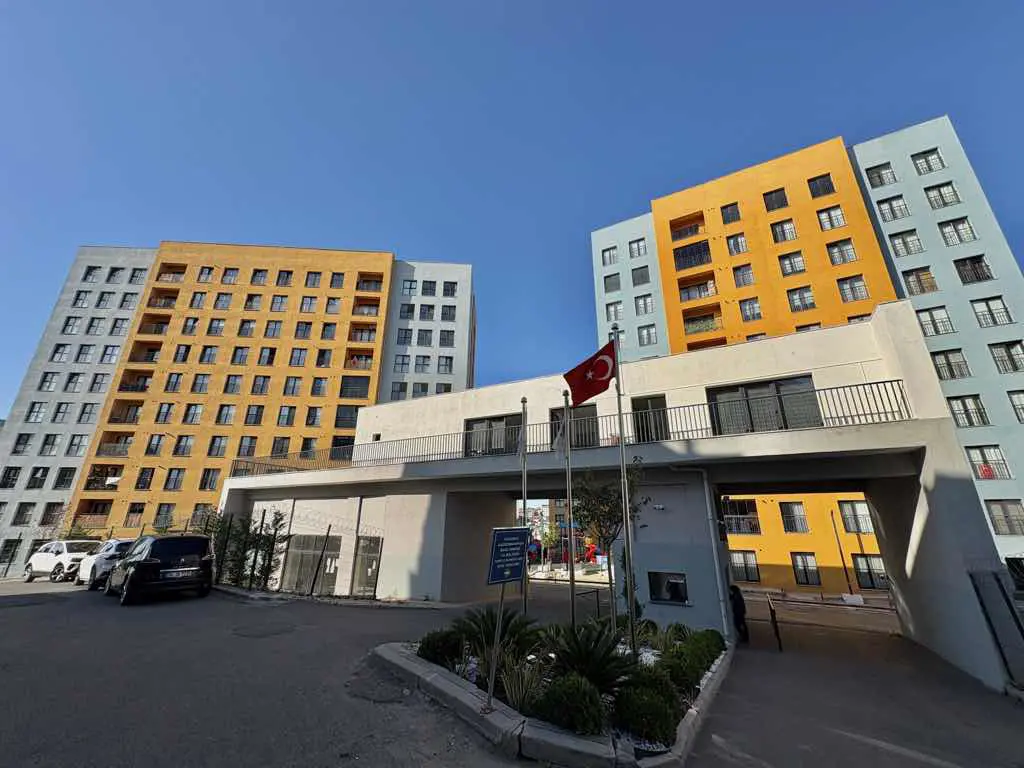 TOKİ VADİ EVLERİ SİTESİNDE 7A 3+1 DAİRE 117M2 7.KAT