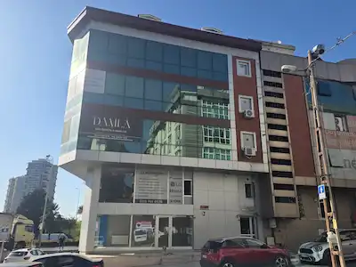 ÇEKMEKÖYDE ŞİLE OTOBANI CEPHELİ, ASMA KATLI KİRALIK DÜKKAN