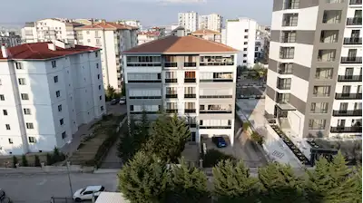 BAĞLICA’DA 5/5 KAT 4+1 | 170 M² NET | 3 CEPHELİ | 2 BALKON & 2 BANYO