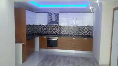 MANİSA MURADİYE’DE MERKEZİ KONUMDA GENİŞ 2+1 KİRALIK DAİRE