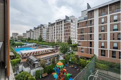 REMAX AREA DAN GEÇITPARK SITESI SATILIK 3+1 BAHÇE DUBLEKS DAIRE