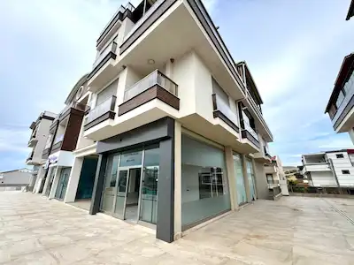 “DIKILI ÇANDARLI YOLUNA CEPHE, YENI HASTANE YAKINI KIRALIK DÜKKAN”
