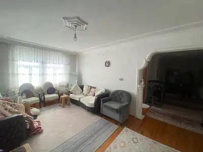 GEYVE TEPECİKLER MAHALLESİ'NDE SATILIK DAİRE
