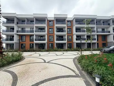 BAŞİSKELE 100.YIL PARLA SİTESİ 147 M2 EĞİMSİZ 2+1 DUBLEKS DAİRE