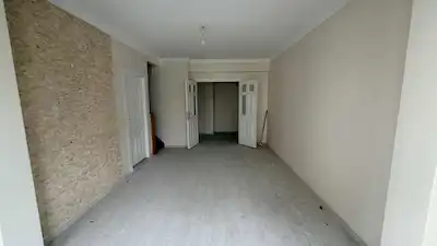 BAĞCILAR’DA EN ÜST KAT 3+2 | 170 M² NET | 3 CEPHELİ, BALKONLU, KREDİYE UYGUN