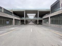 OTORİTE ŞAŞMAZ SANAYİDE, CADDE CEPHELİ, 190 M2 DÜKKÂN/İŞ YERİ