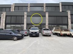 OTORİTE ŞAŞMAZ SANAYİDE, CADDE CEPHELİ, 190 M2 DÜKKÂN/İŞ YERİ