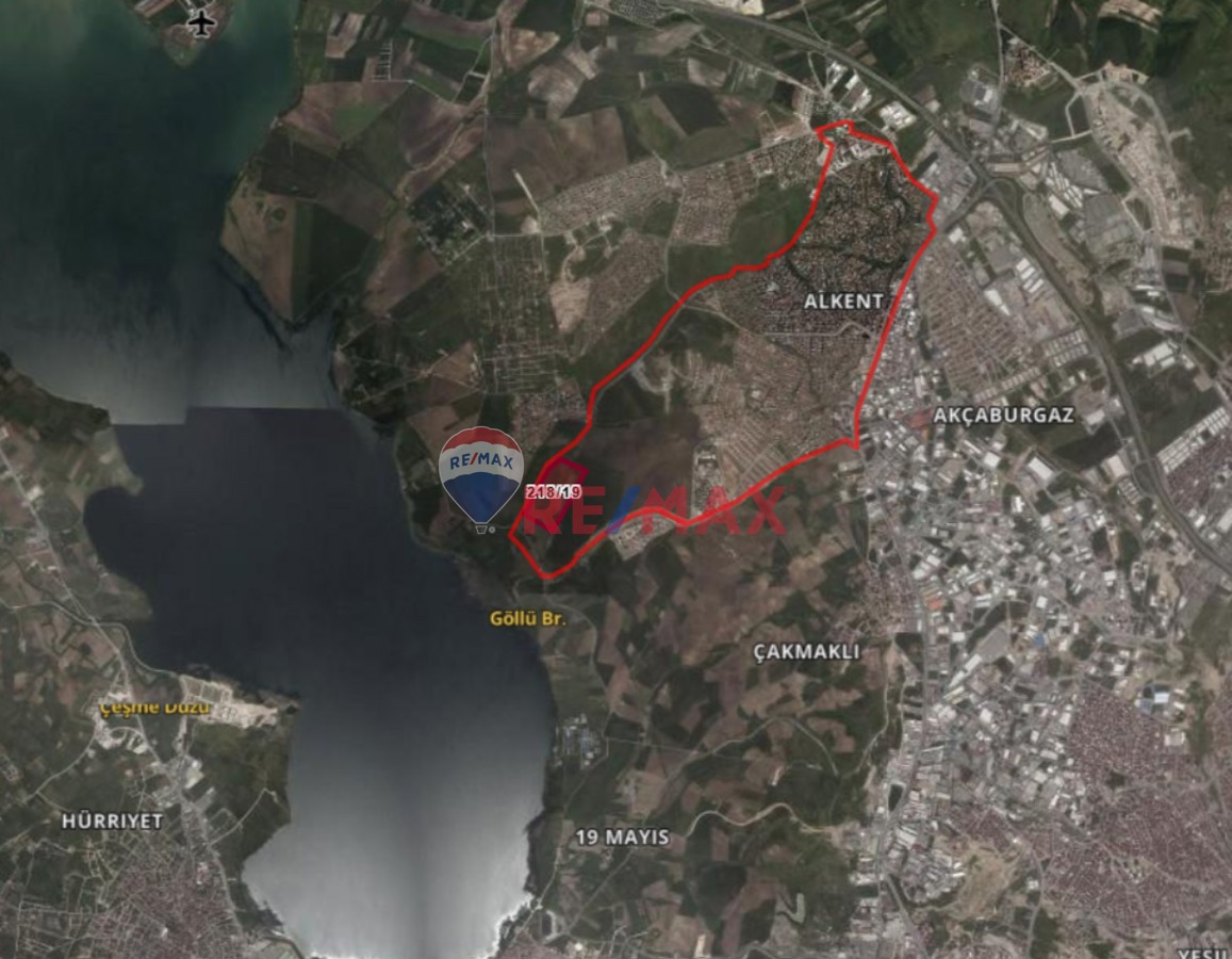 BÜYÜKÇEKMECE AKÇABURGAZDA 348M2 HİSSELİ ARSA