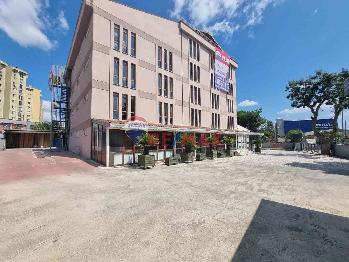 BÜYÜKÇEKMECE E-5 2.PARSEL 5500M² SATILIK MÜSTAKİL BİNA