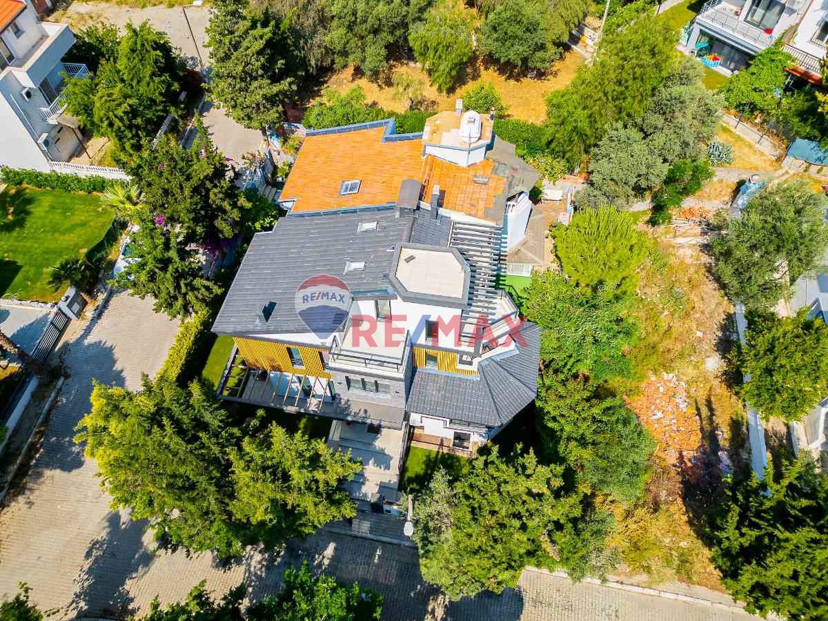 URLA ŞIRINKENT MAHALLESINDE MÜSTAKIL FULL EŞYALI KIRALIK VILLA