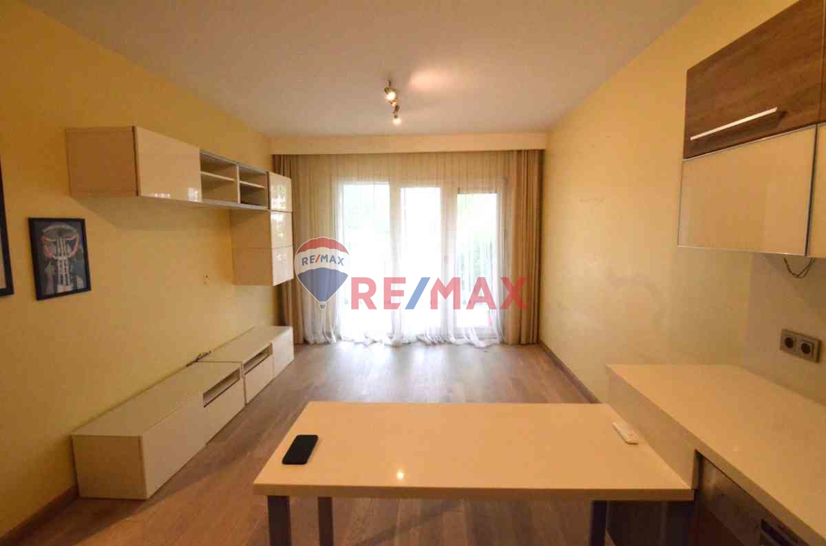 REMAX PROF SANCAKTEPE SİNPAŞ AQUA CITY 2010 KİRALIK EŞYALI 1+1 BAHÇE KATI