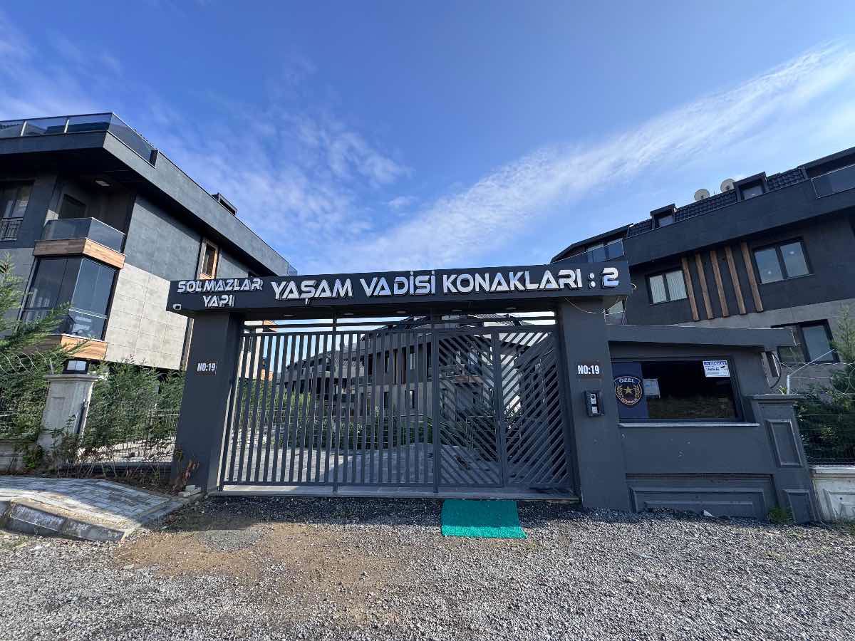 YAŞAM VADISI KONAKLARI 2'DE SIFIR SATILIK 4+1 DUBLEKS DAIRE