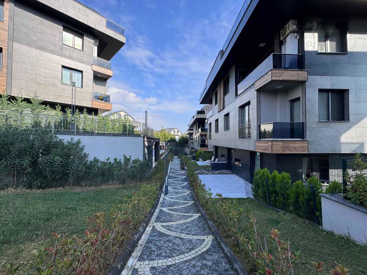 YAŞAM VADISI KONAKLARI 2'DE SIFIR SATILIK 4+1 DUBLEKS DAIRE