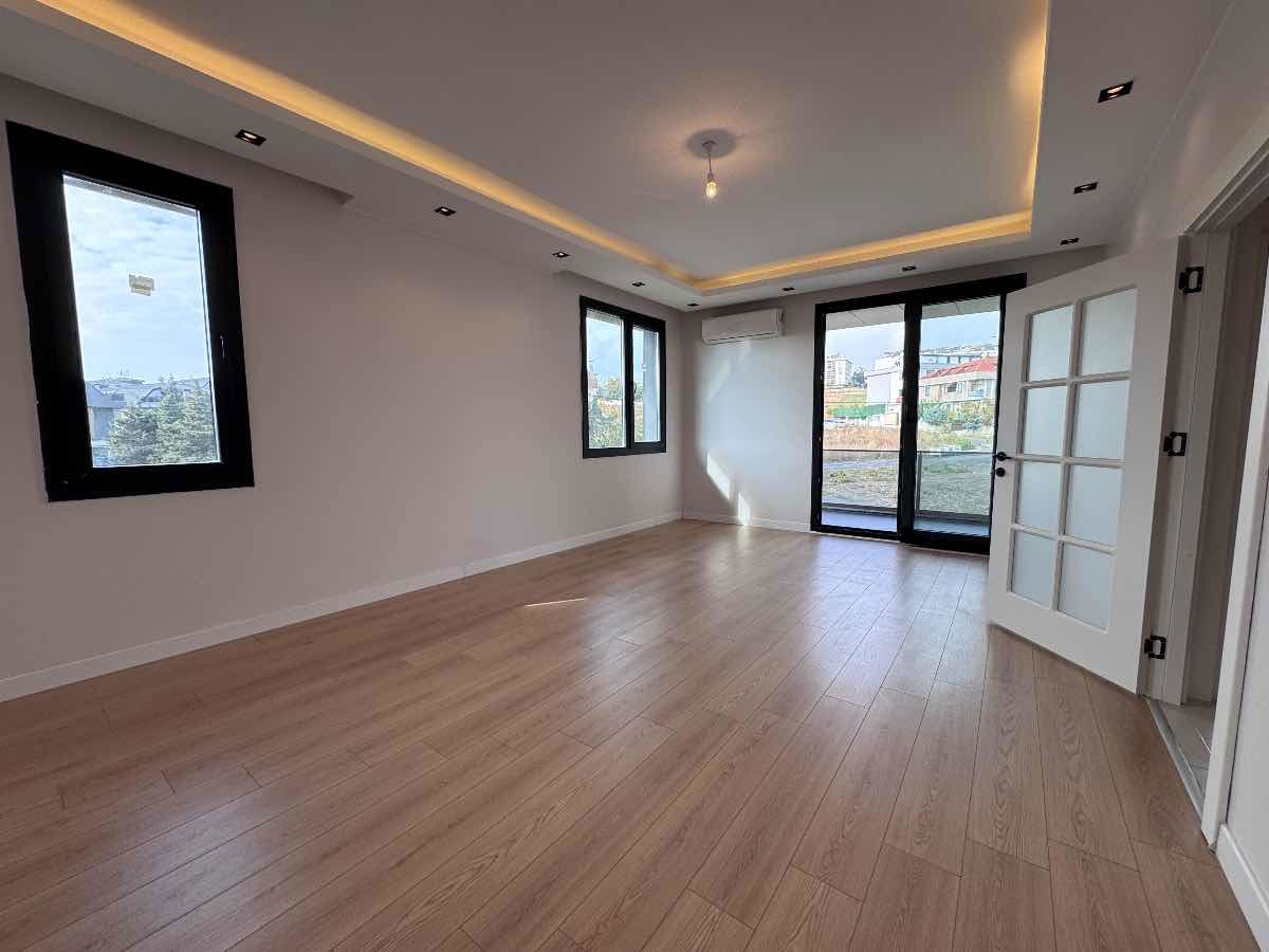 YAŞAM VADISI KONAKLARI 2'DE SIFIR SATILIK 4+1 DUBLEKS DAIRE