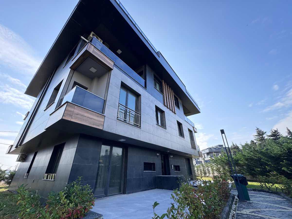 YAŞAM VADISI KONAKLARI 2'DE SIFIR SATILIK 4+1 DUBLEKS DAIRE