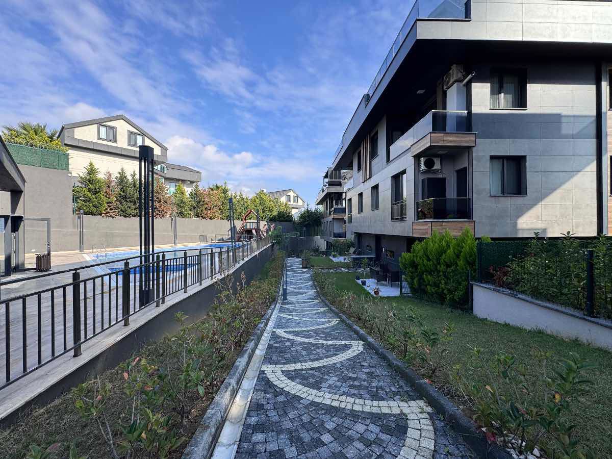 YAŞAM VADISI KONAKLARI 2'DE SIFIR SATILIK 4+1 DUBLEKS DAIRE