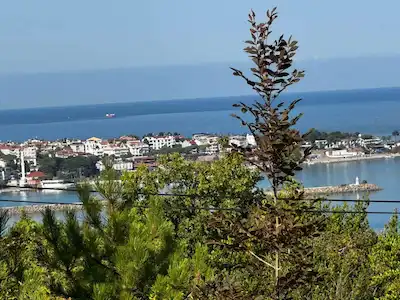REMAX HILAL ZARFLIOĞLU'NDAN SINOP GERZE'DE DENIZ MANZARALI VILLA ARSASI