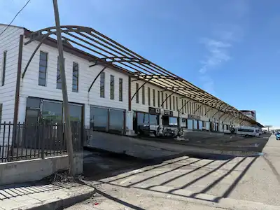 REMAX İLKE'DEN OTONOMİ'DE ANA YOL CEPHELİ SATILIK İŞ YERİ