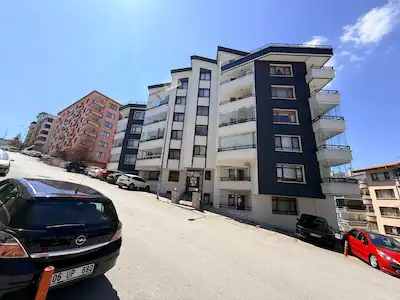 DİKMEN AKPINAR 850 CADDEDE ASANSÖRLÜ SATILIK 3+1 DAİRE