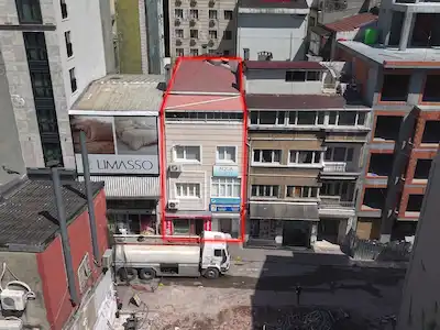 YENİKAPI’DA PRESTİJLİ İŞ HANI YATIRIM FIRSATI