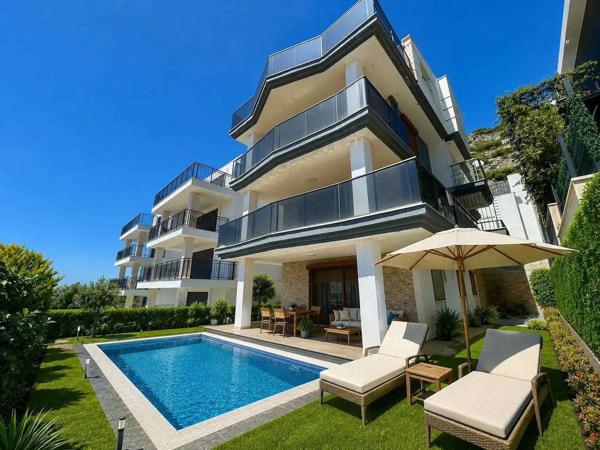 TÜM KATLARDAN EŞSIZ KUŞADASI MANZARASINA SAHIP BEYLERBEYI PREMIUM VILLA