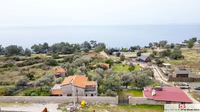 LİKYA YOLU ÜZERİNDE MÜSTAKİL TAPULU 250 M² SATILIK TAŞ EV
