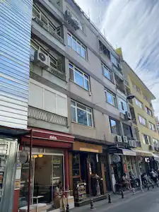CAFERAĞA MAH. BAHARİYE CADDESİNE 2.BİNA 14M2 DÜKKAN