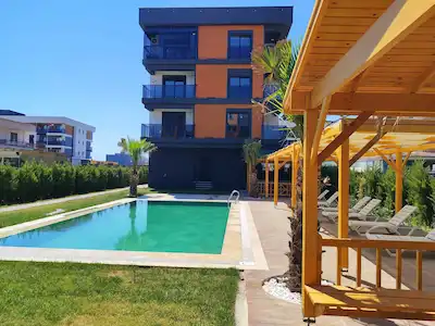 MENEMEN MERKEZ SEYREK ÜNIVERSITE YAKINI KIRALIK 1+1 DAIRE