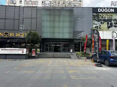ESENYURT N MERKEZ AVM İÇERİSİNDE KİRALIK DÜKKAN