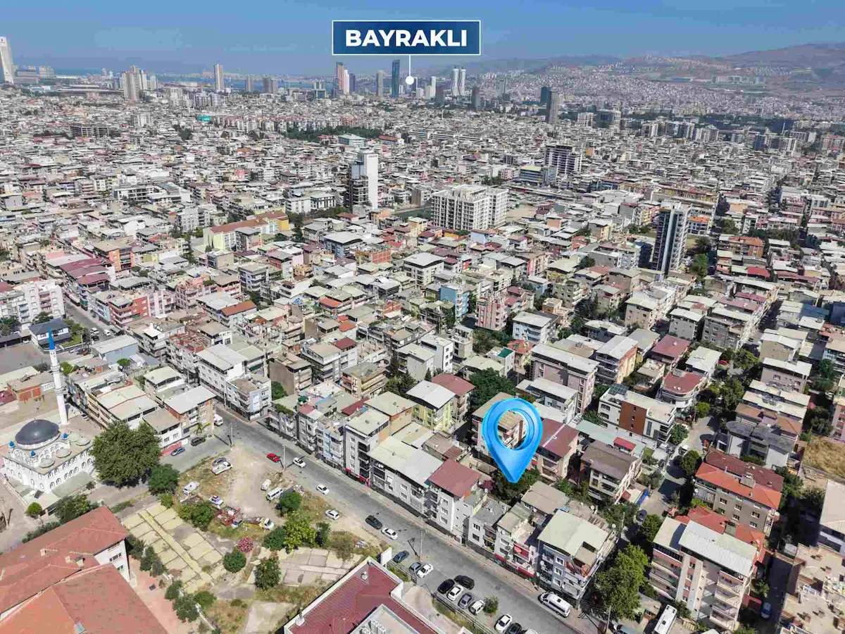 BORNOVA YEŞILOVADA SATILIK 2 KAT İMARLI 2 AYRI SATILIK PARSEL !