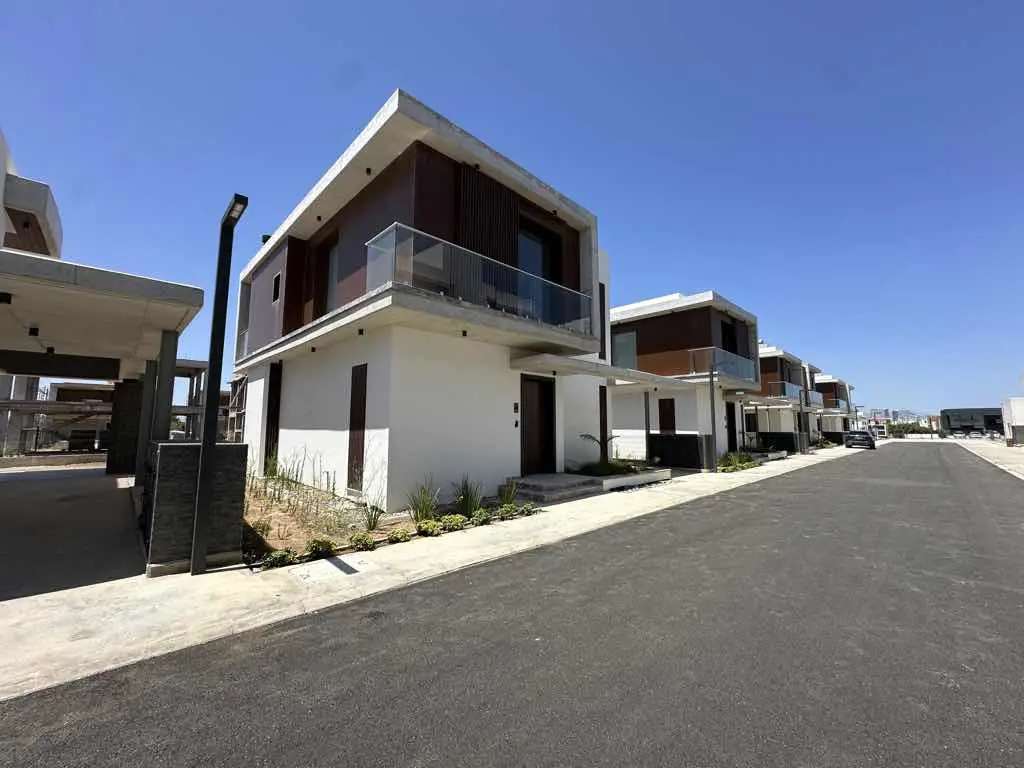 🔥 ACİL SATILIK | LA ISLA VILLAS ÖTÜKEN – İSKELE’DE LÜKS MÜSTAKİL 3+1 VİLLA | 4 BANYO | ÖZEL BAHÇEL