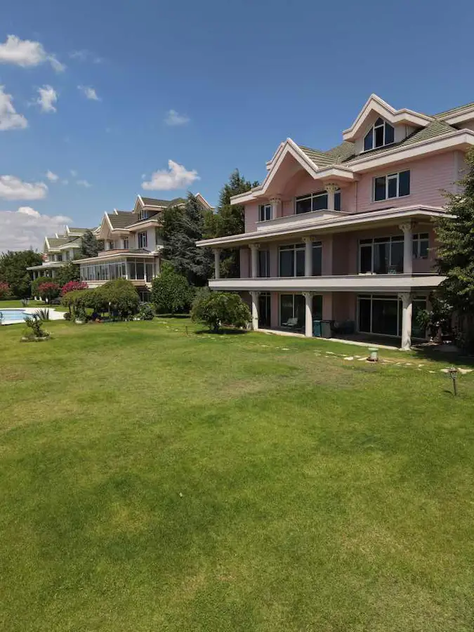 CELALIYE DE ÜÇ ADET DENİZ MANZARALI HAVUZLU VILLA 3