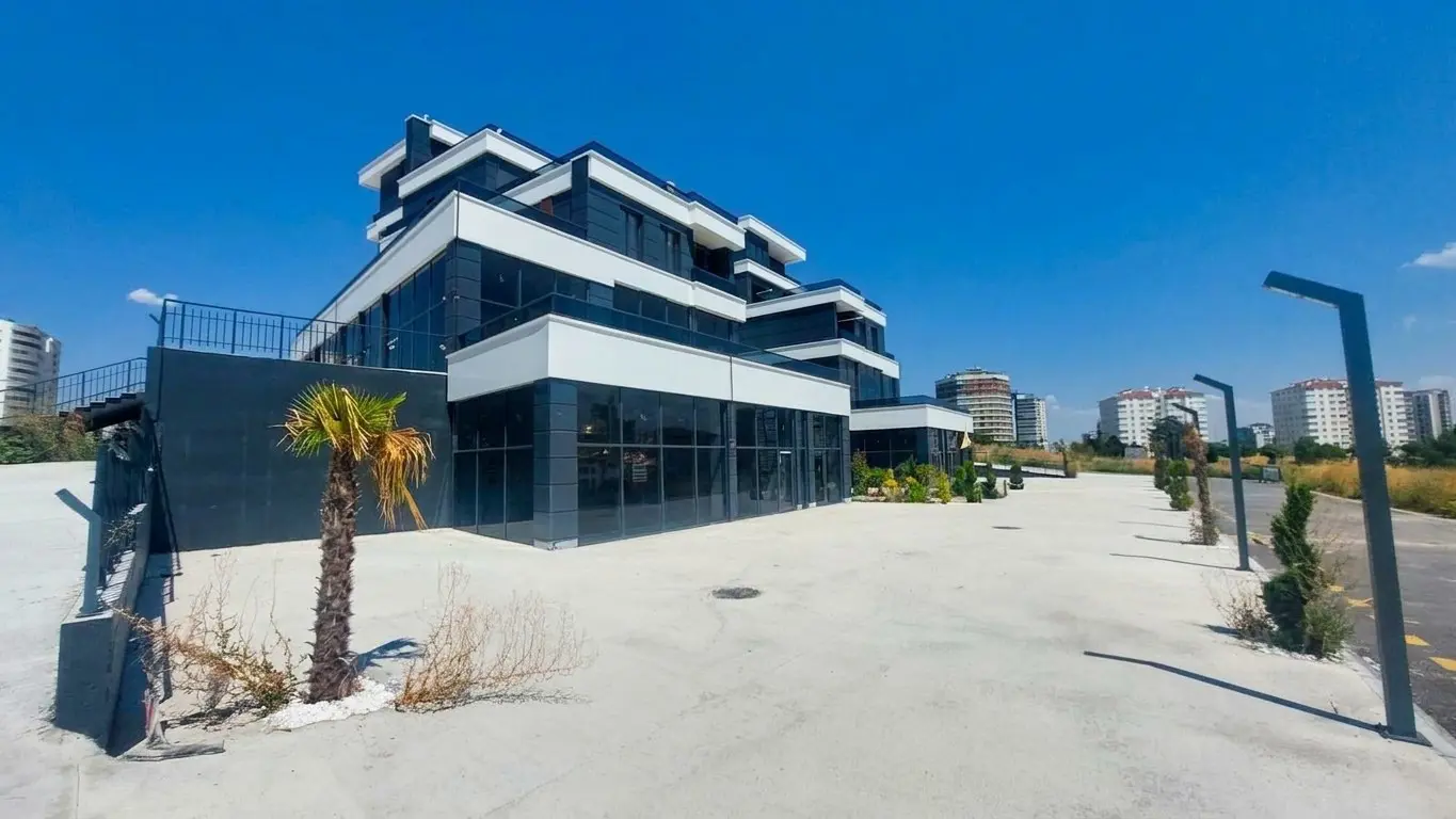 Property image 4