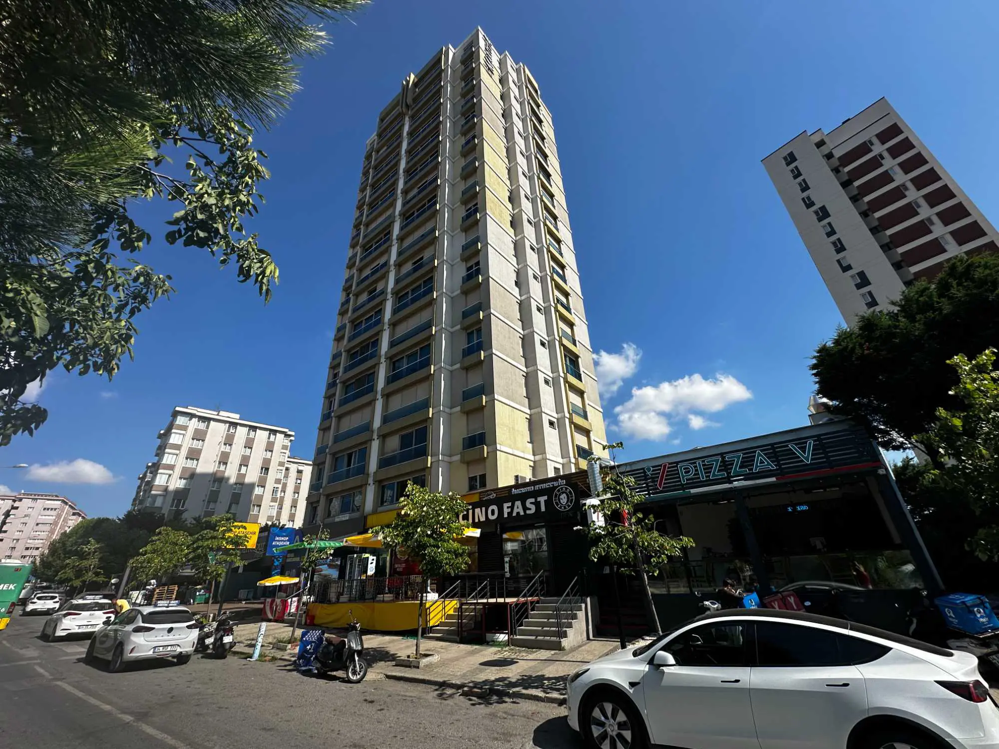 ATAŞEHIR SATILIK DAIRE MARITZA REZIDANS 2+1 - BOŞ - YÜKSEK KAT