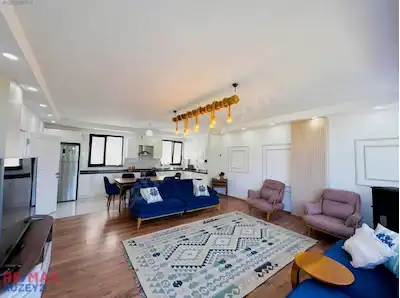 REMAX SEVCAN GÜRLEVİKTEN TAŞKELİKTE DENİZ MANZARALI SATILIK FIRSAT VİLLA