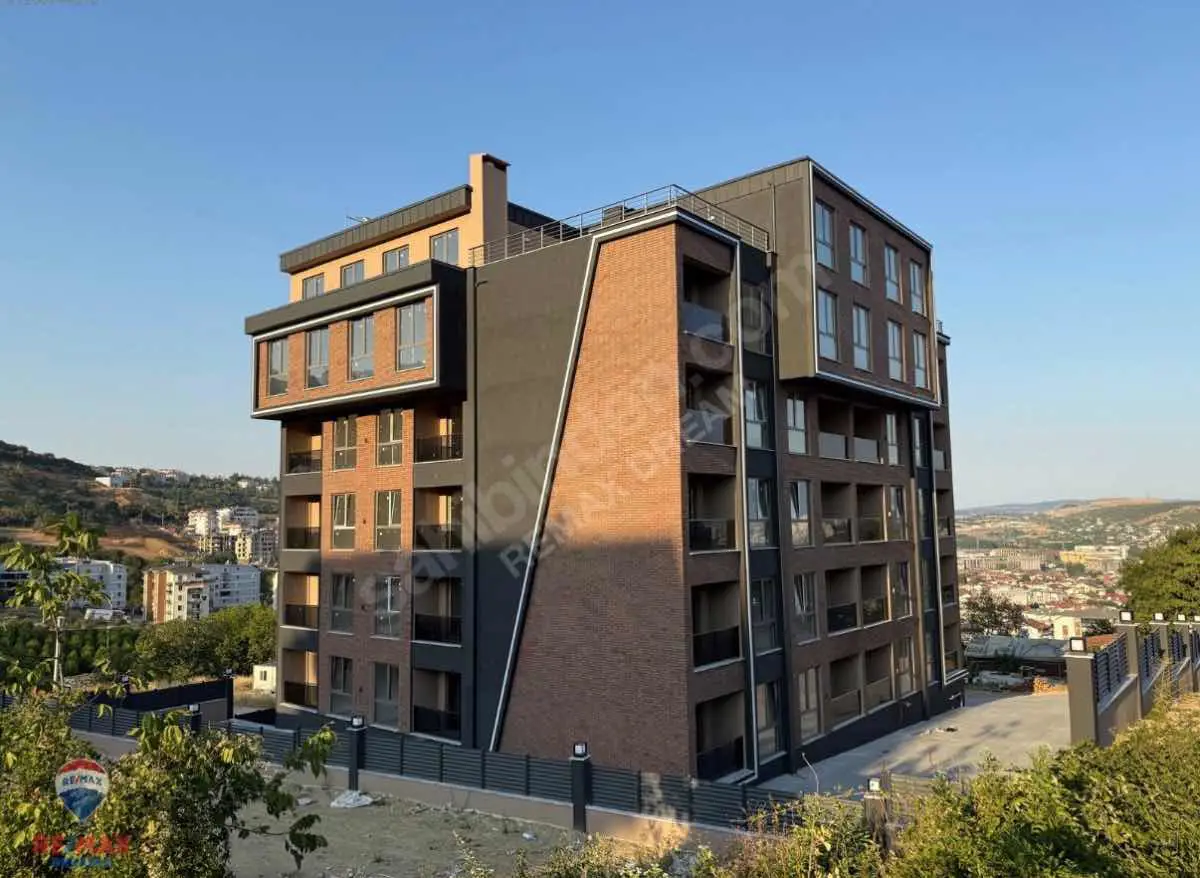 REMAX DREAM'DEN GÜNDOĞDU BOĞAZOVADA 1+1 KİRALIK RESIDENCE