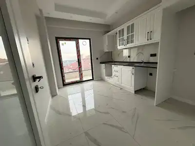 REMAX DESIGN MALTEPEDE KİRALIK 2+1 DAİRE