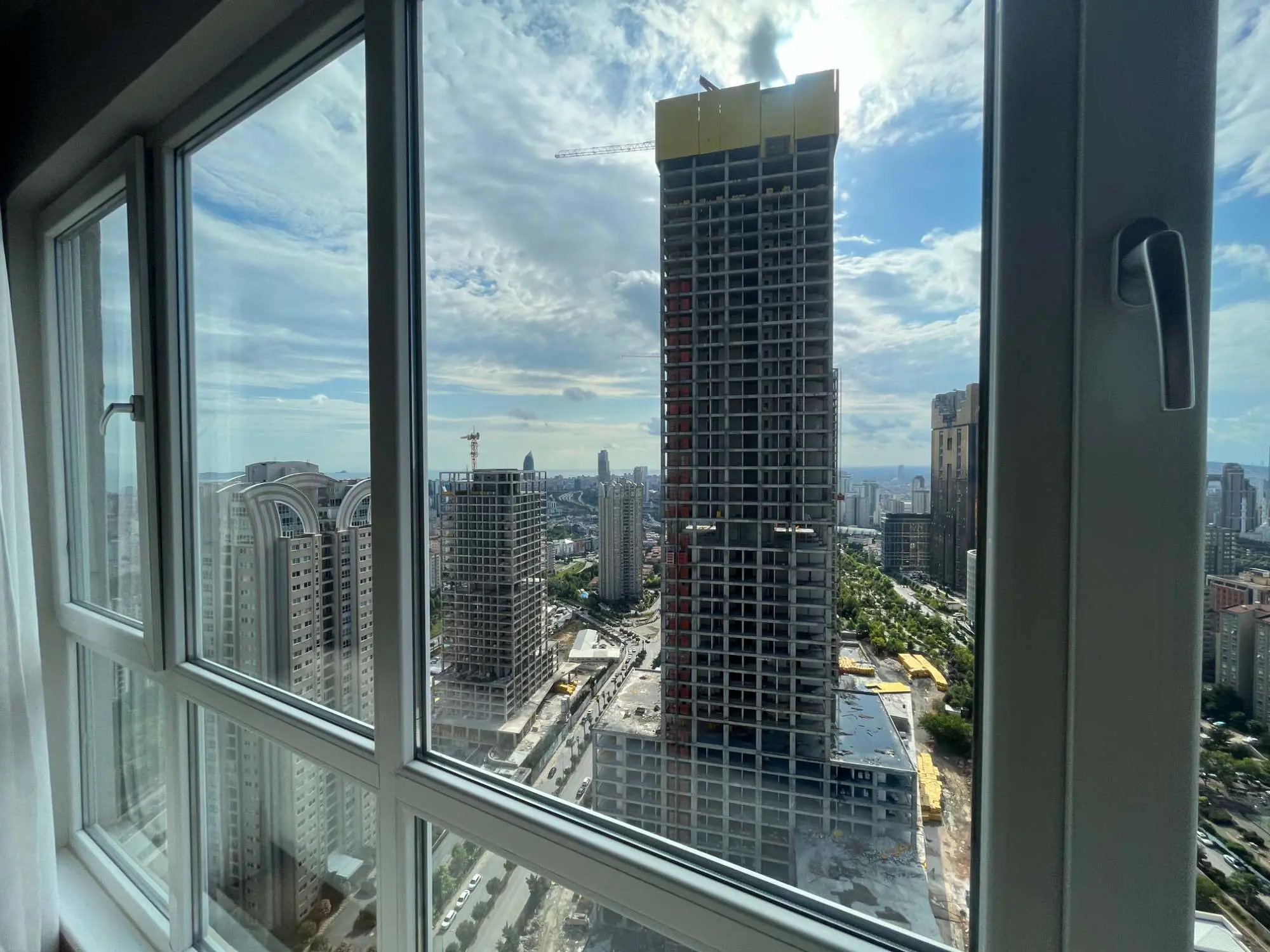 İstanbul Anadolu / Ataşehir / Atatürk Mah. · Daire
